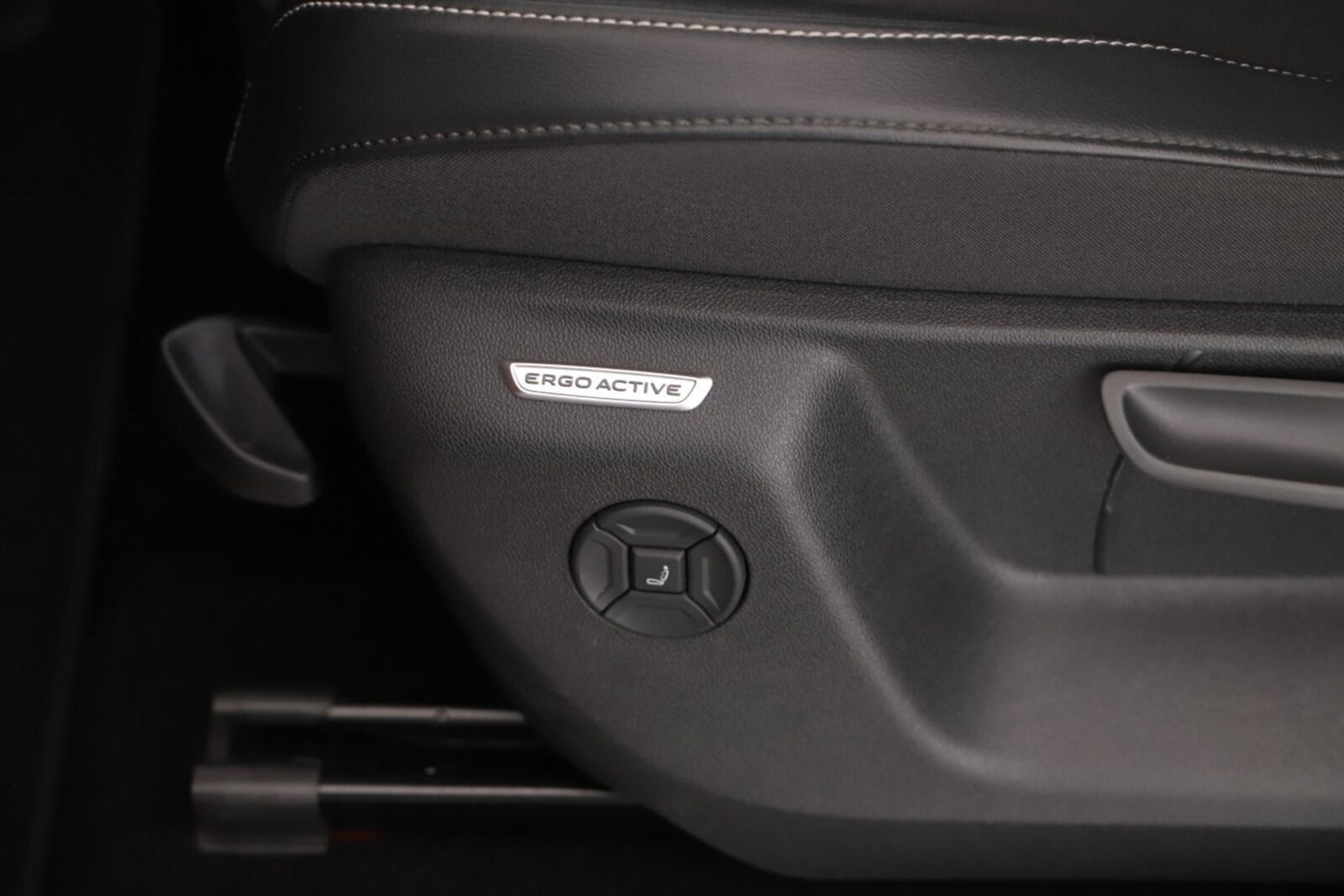 Volkswagen Tiguan – Bild 8