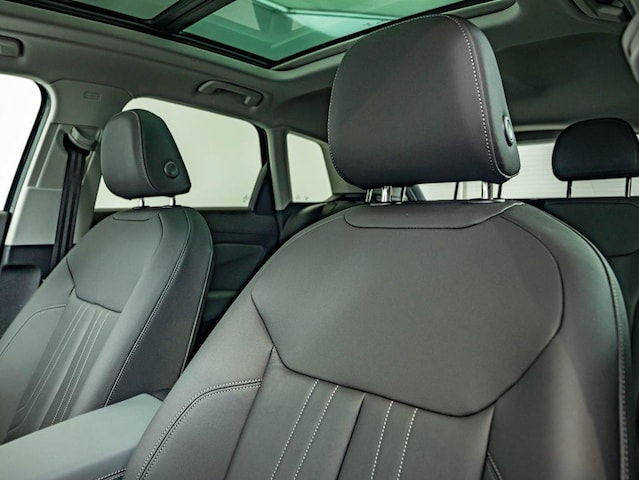 2026 Audi Q3 Base - Photo 32