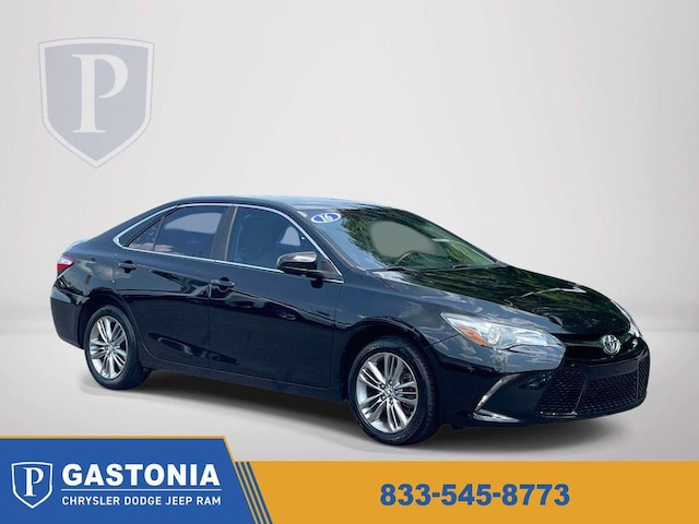 Photo of 2016 Toyota Camry