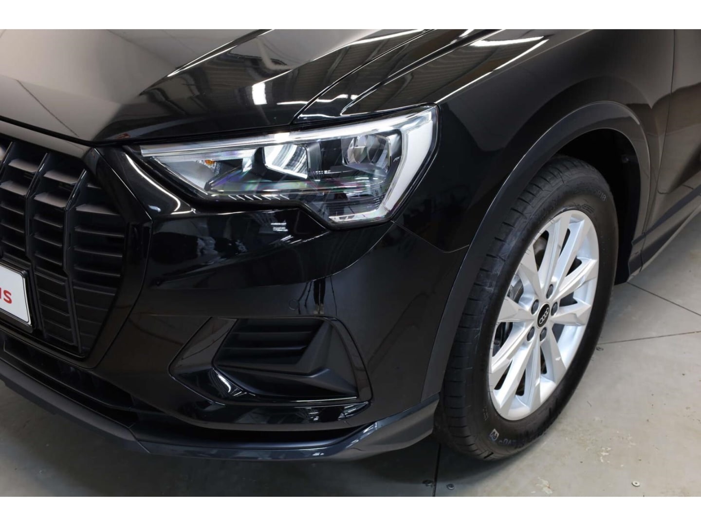 Bild über Audi Q3 TFSI quattro 140 kW S tronic - für weitere Informationen kontaktieren Sie den Audi Partner