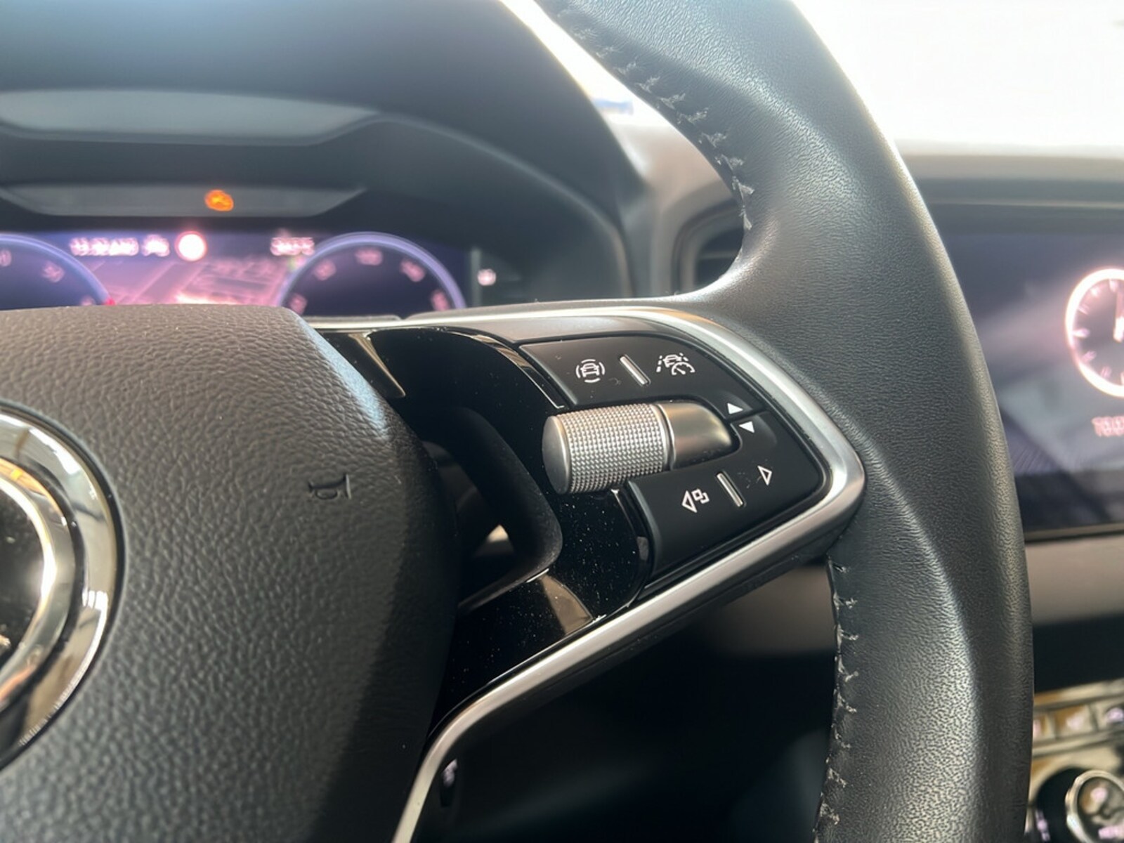 Škoda Karoq – Bild 24