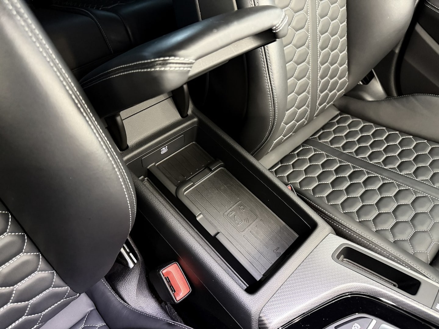 Audi RS 4 Avant RS 4 Avant for more details contact your dealer