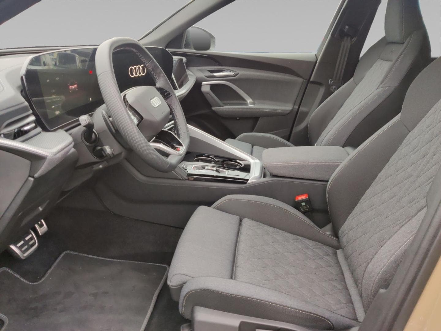 Bild über Audi Q5 SUV TFSI 150 kW S tronic - für weitere Informationen kontaktieren Sie den Audi Partner