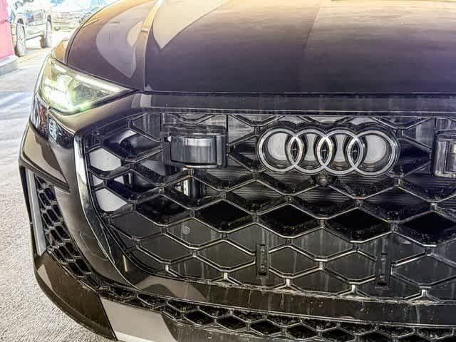 2025 Audi RS Q8 Base - Photo 11