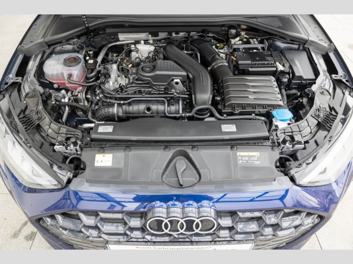 Bild über Audi A3 Sportback advanced 30 TFSI S tronic - für weitere Informationen kontaktieren Sie den Audi Partner