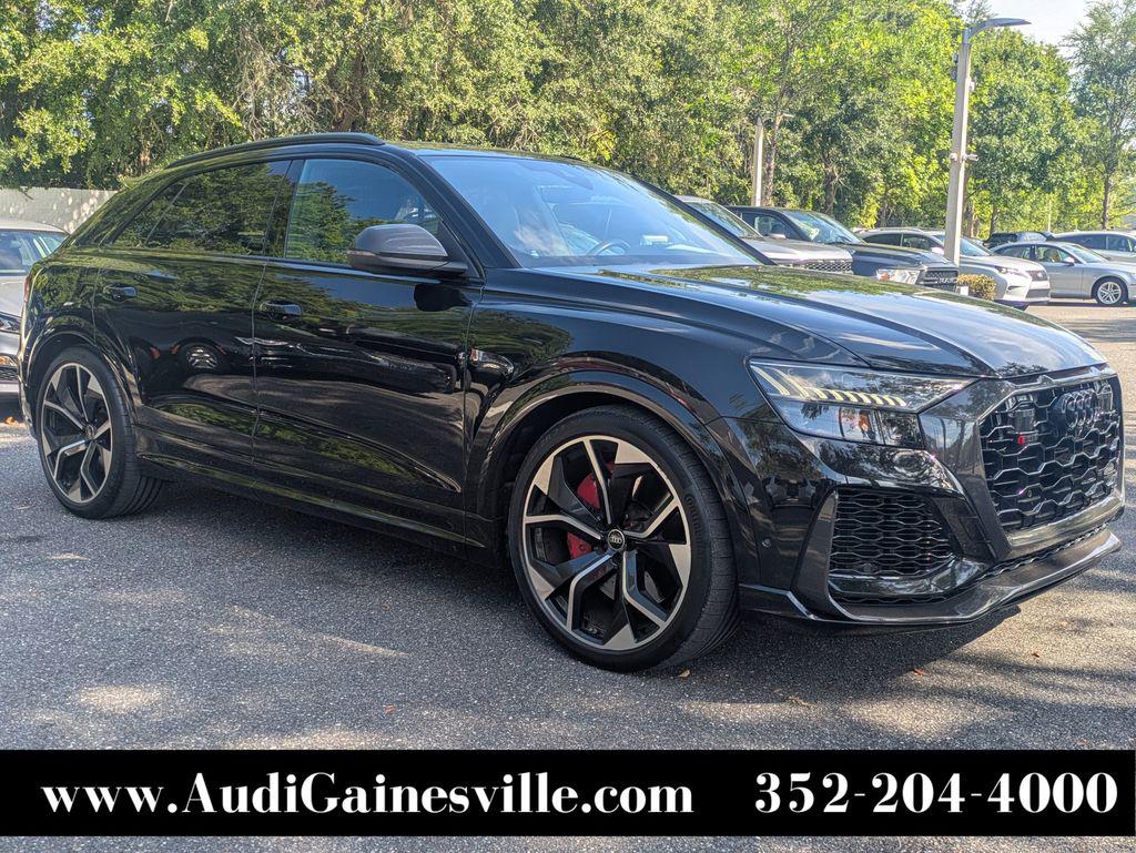 2023 Audi RS Q8 -'s photo