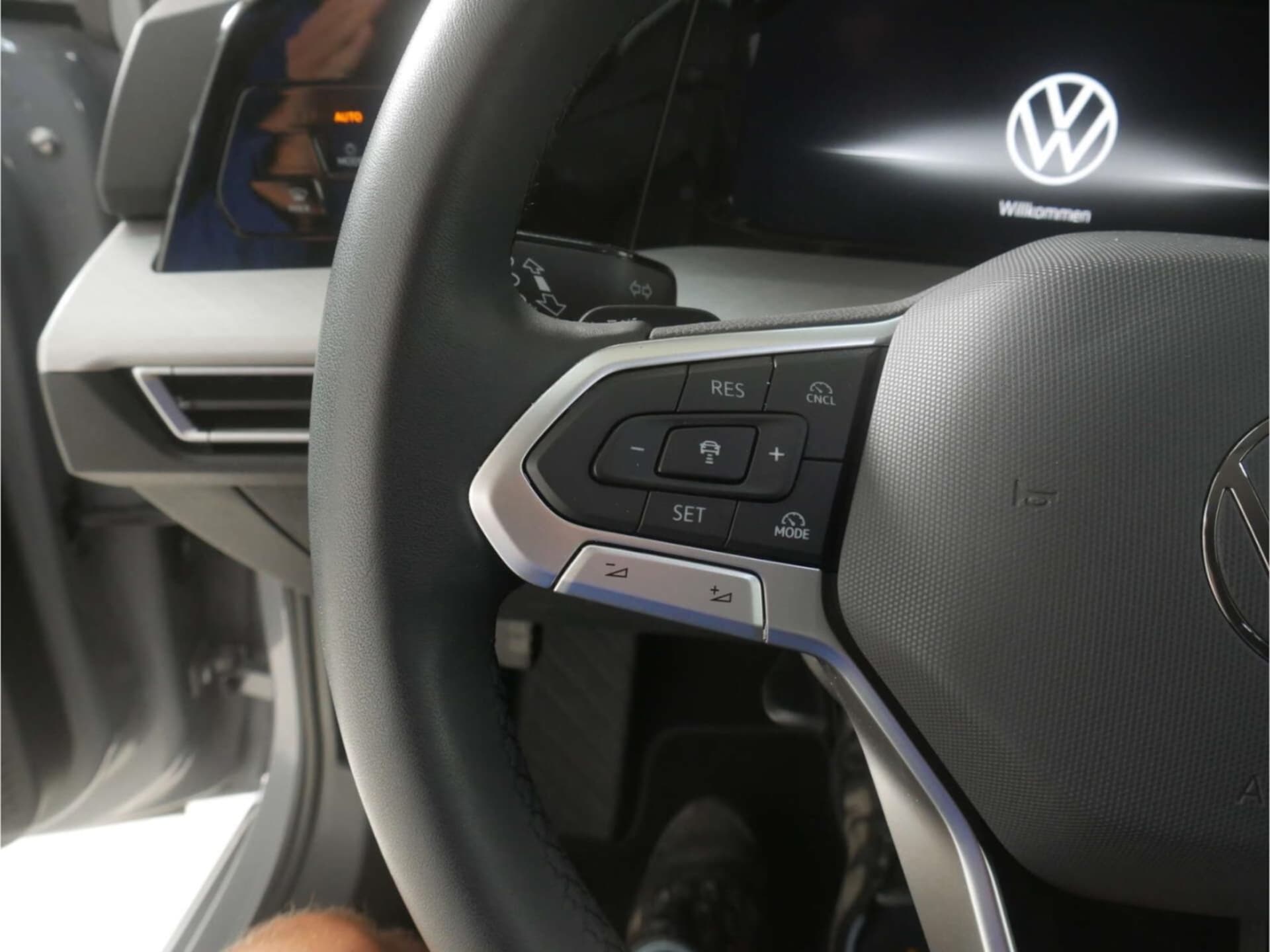 Volkswagen Golf Variant Life