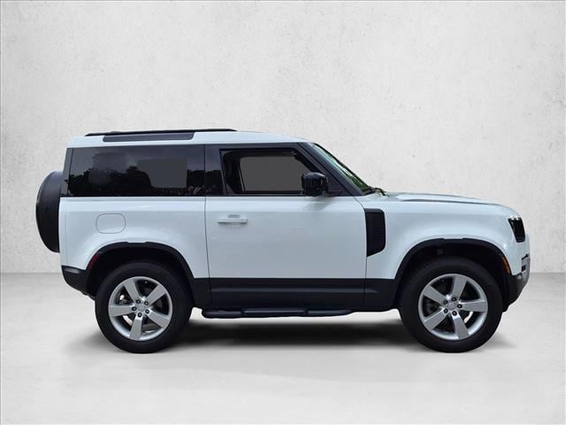 2023 Land Rover Defender