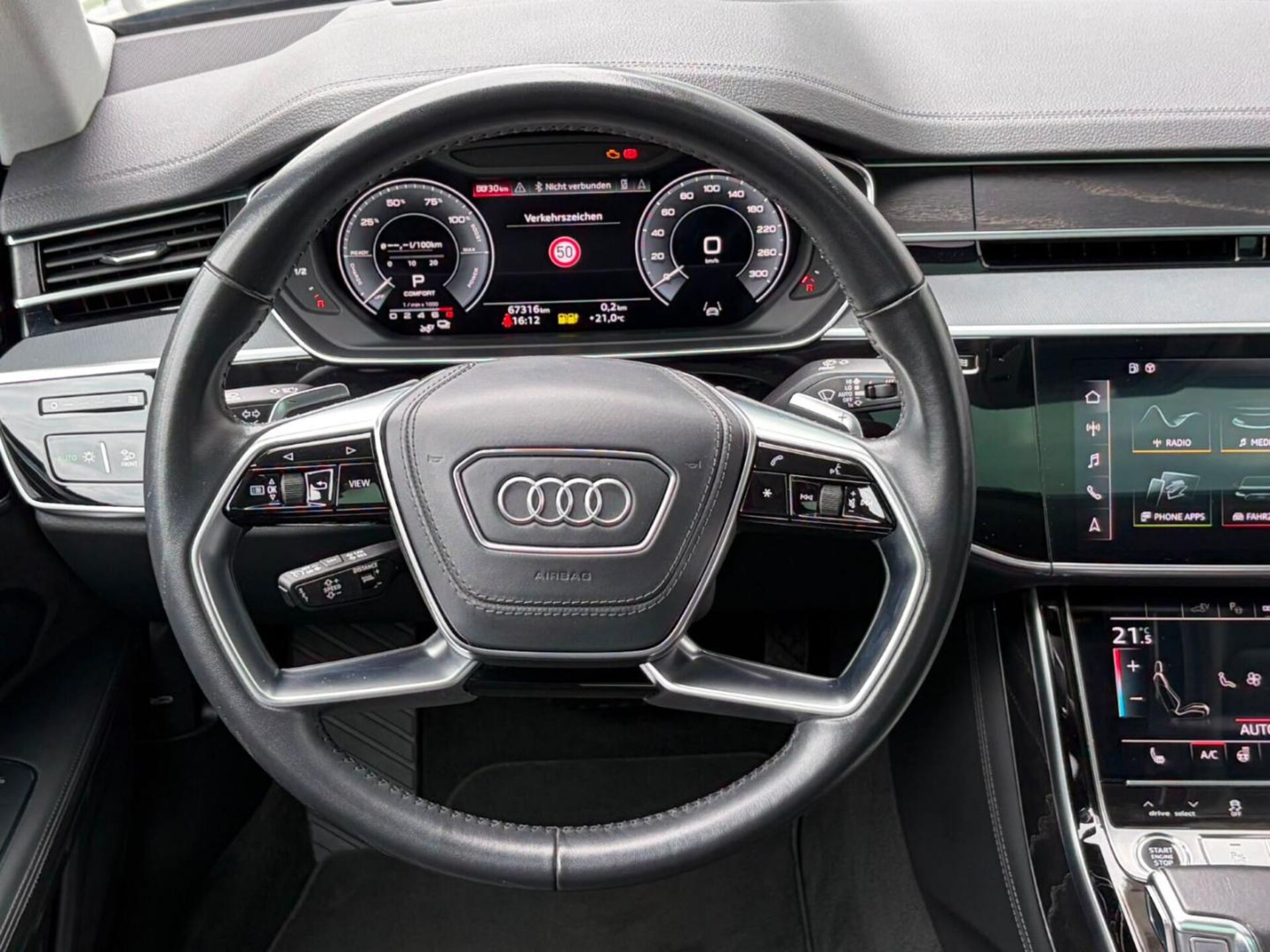 Audi A8 TFSI e