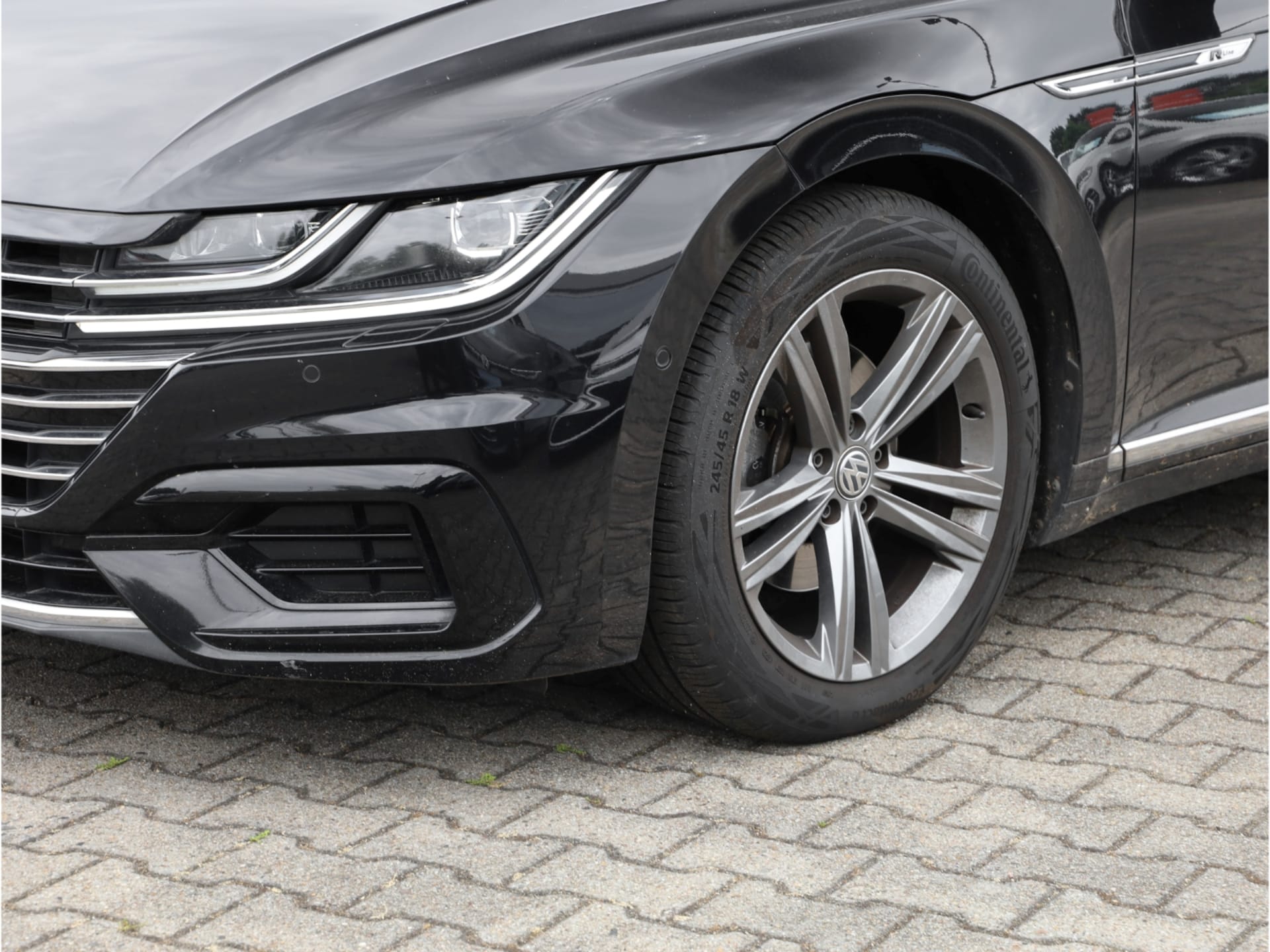 Volkswagen Arteon R-Line