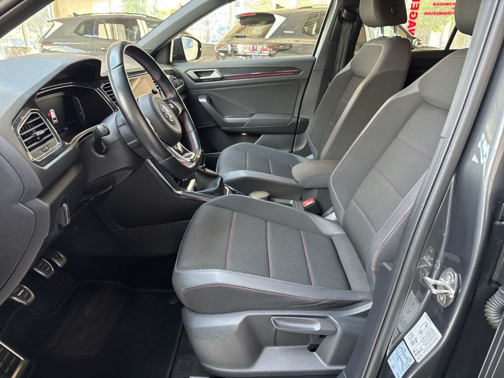 Volkswagen T-Roc Sport