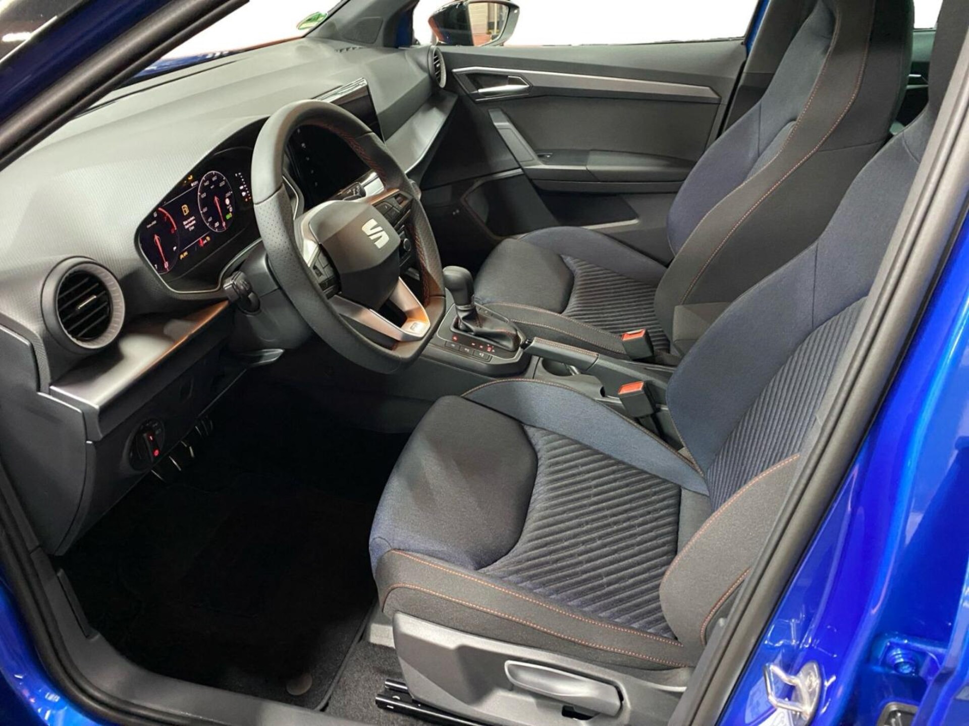 SEAT Arona FR