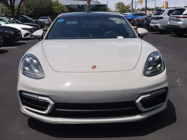 2022 Porsche Panamera