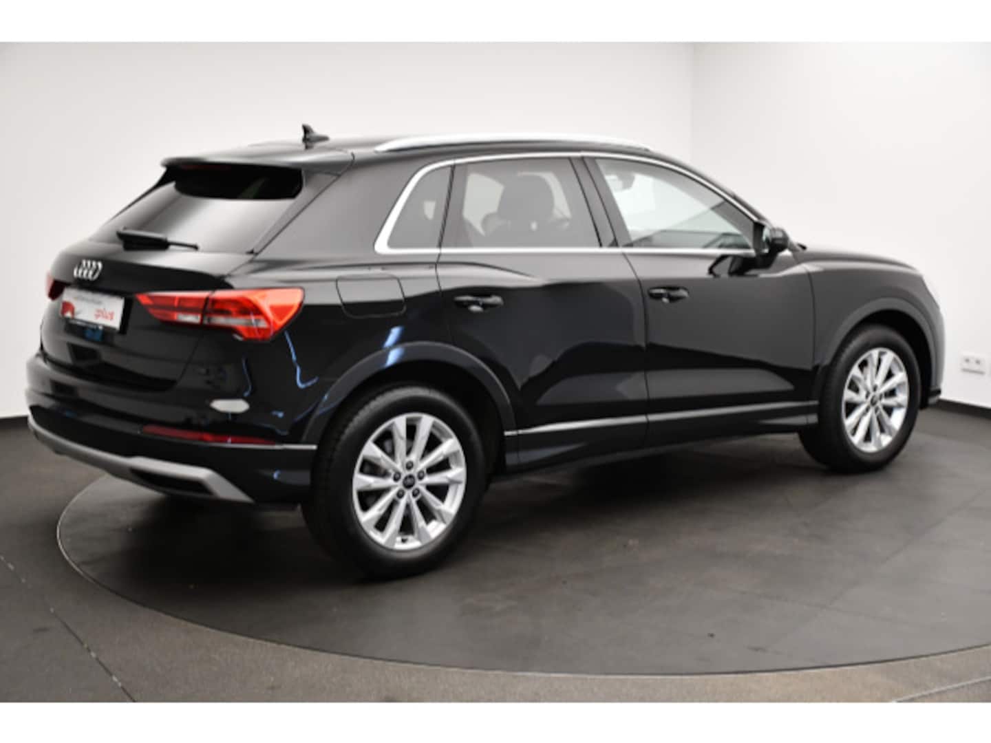 Bild über Audi Q3 TFSI 110 kW S tronic - für weitere Informationen kontaktieren Sie den Audi Partner