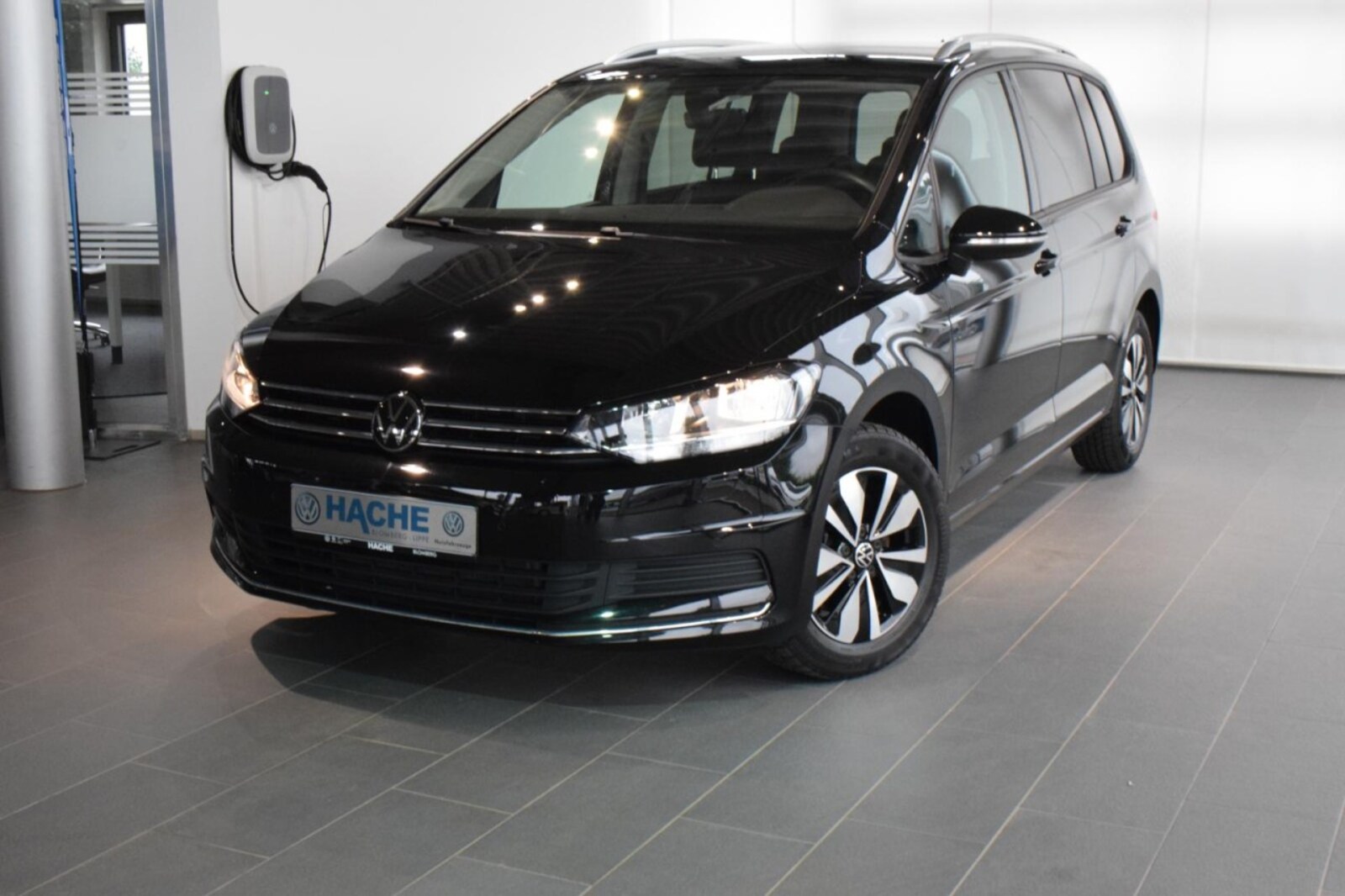Volkswagen Touran – Bild 2