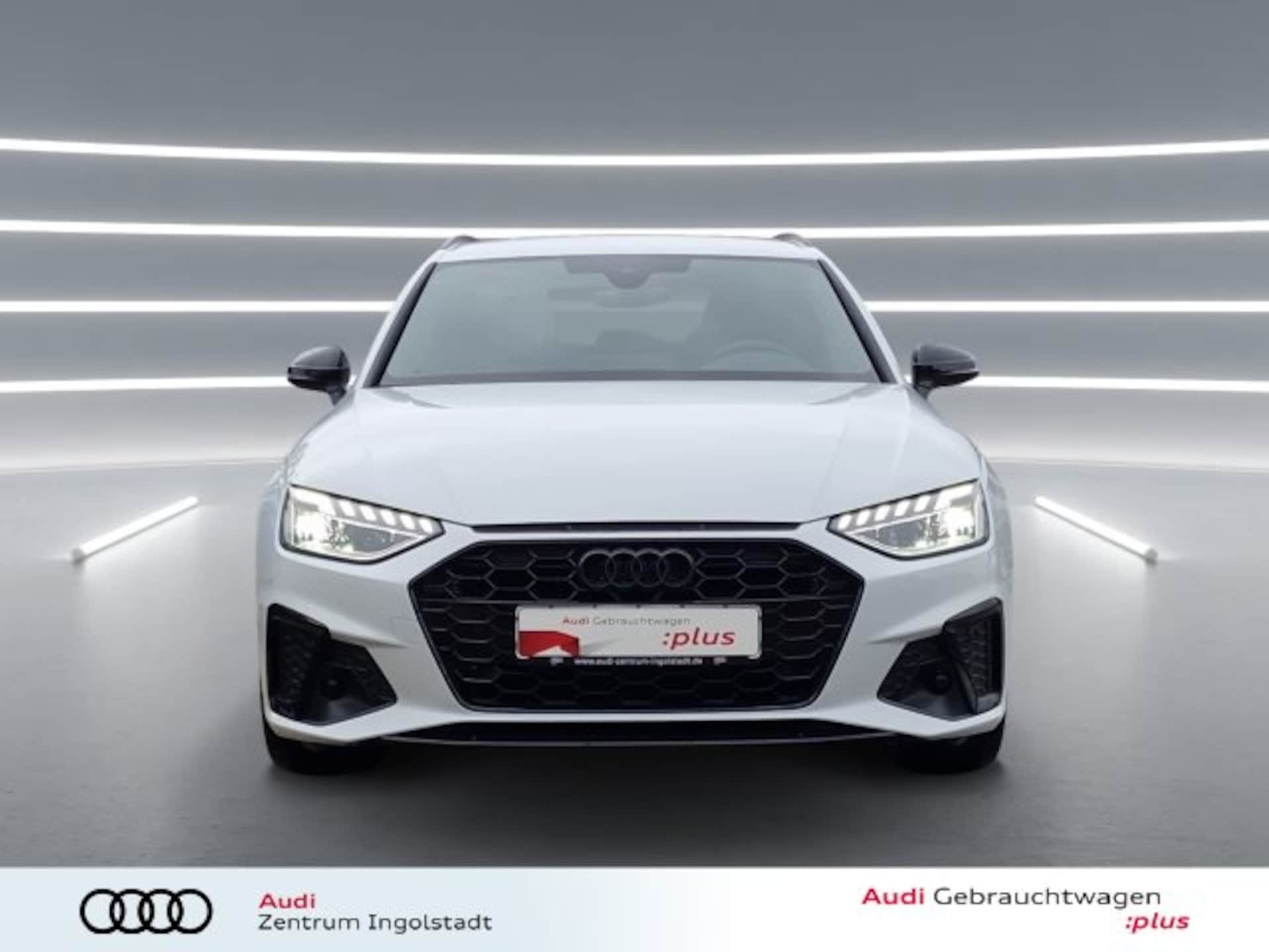 Audi A4 Avant S line