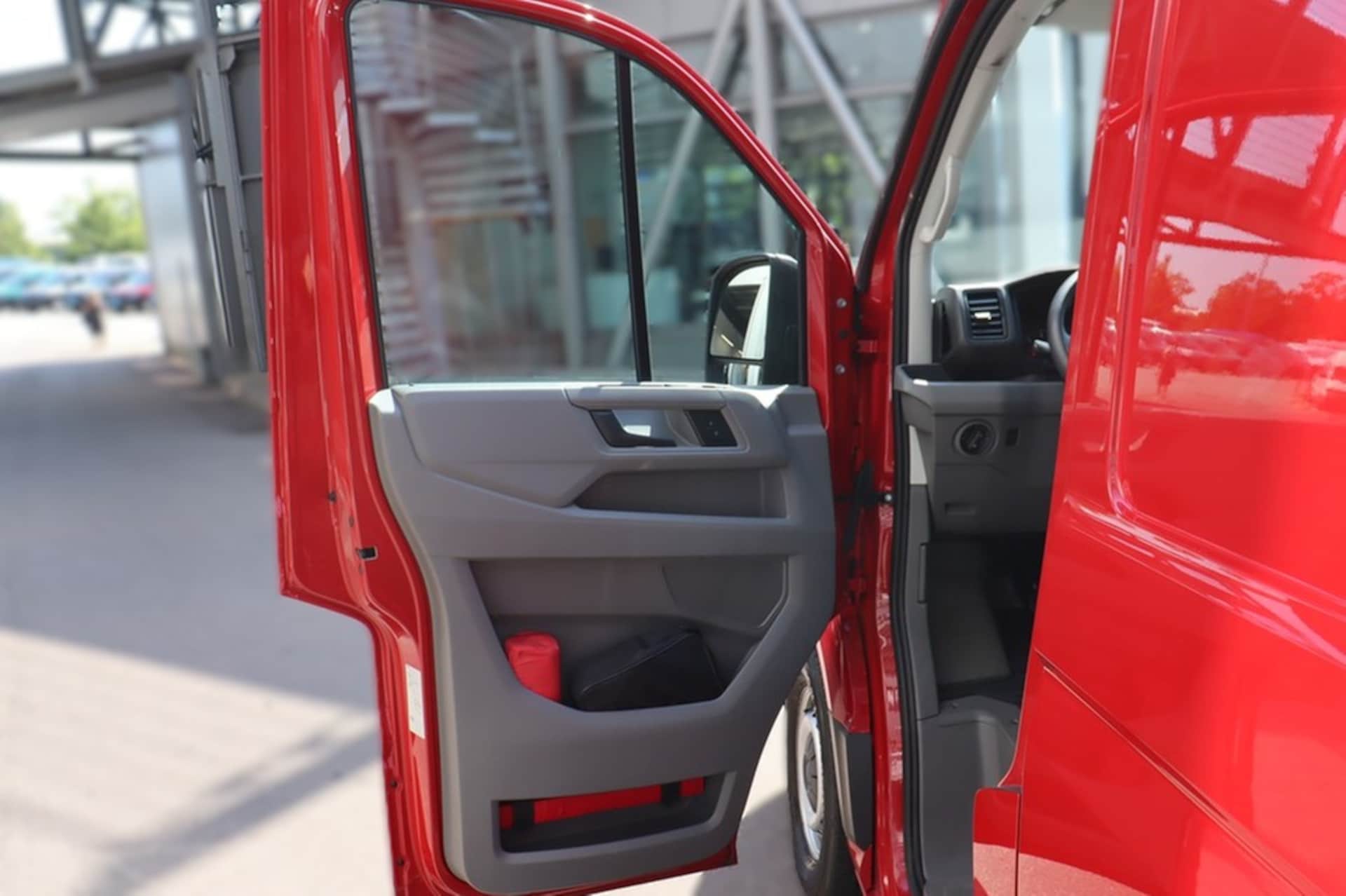 Volkswagen Crafter Kasten mittlerer Radstand