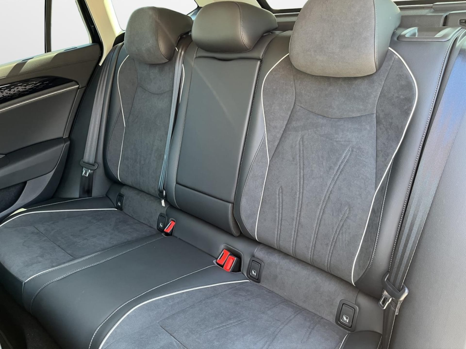 Volkswagen Passat Elegance