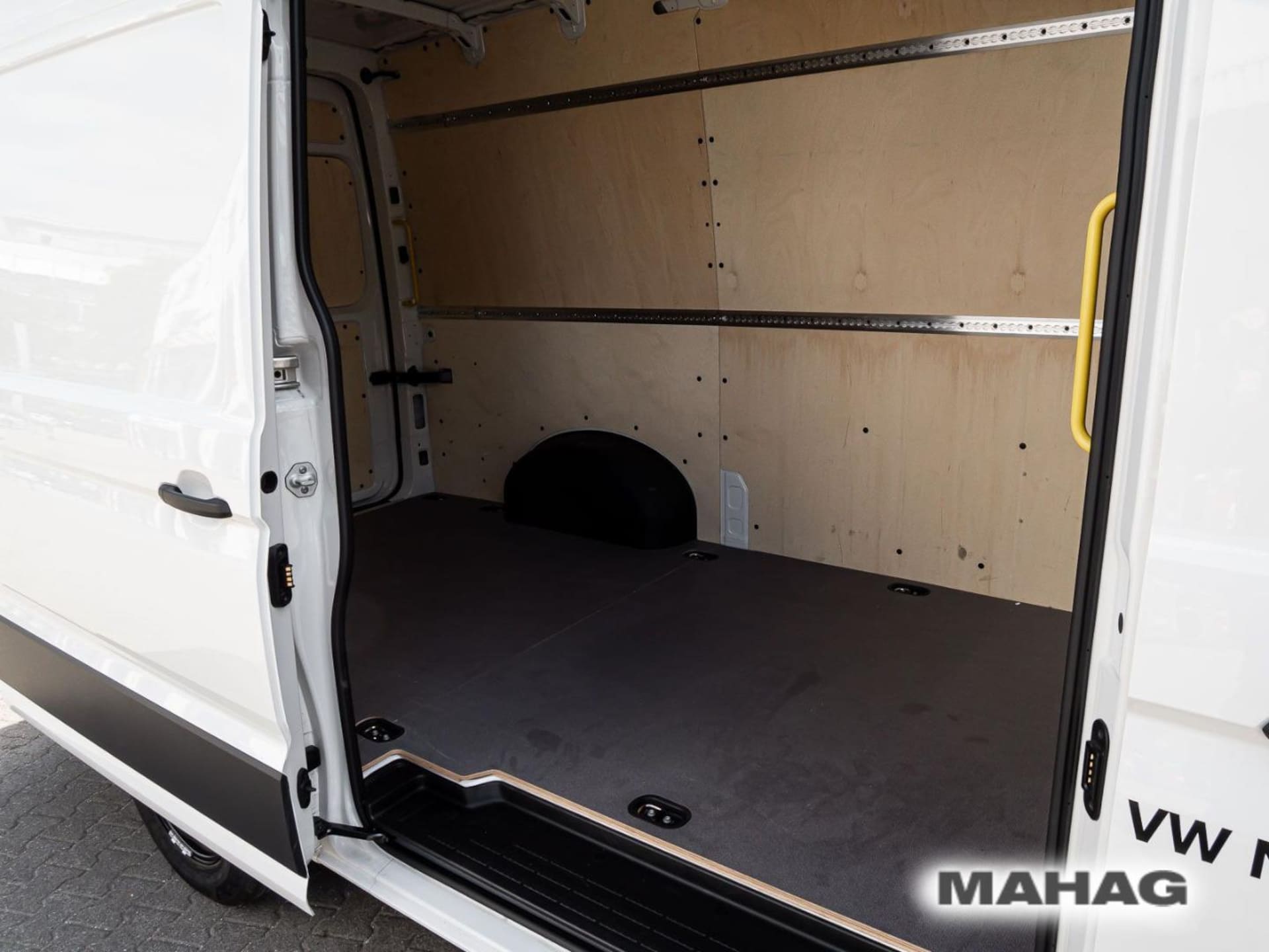 Volkswagen Crafter Kasten mittlerer Radstand
