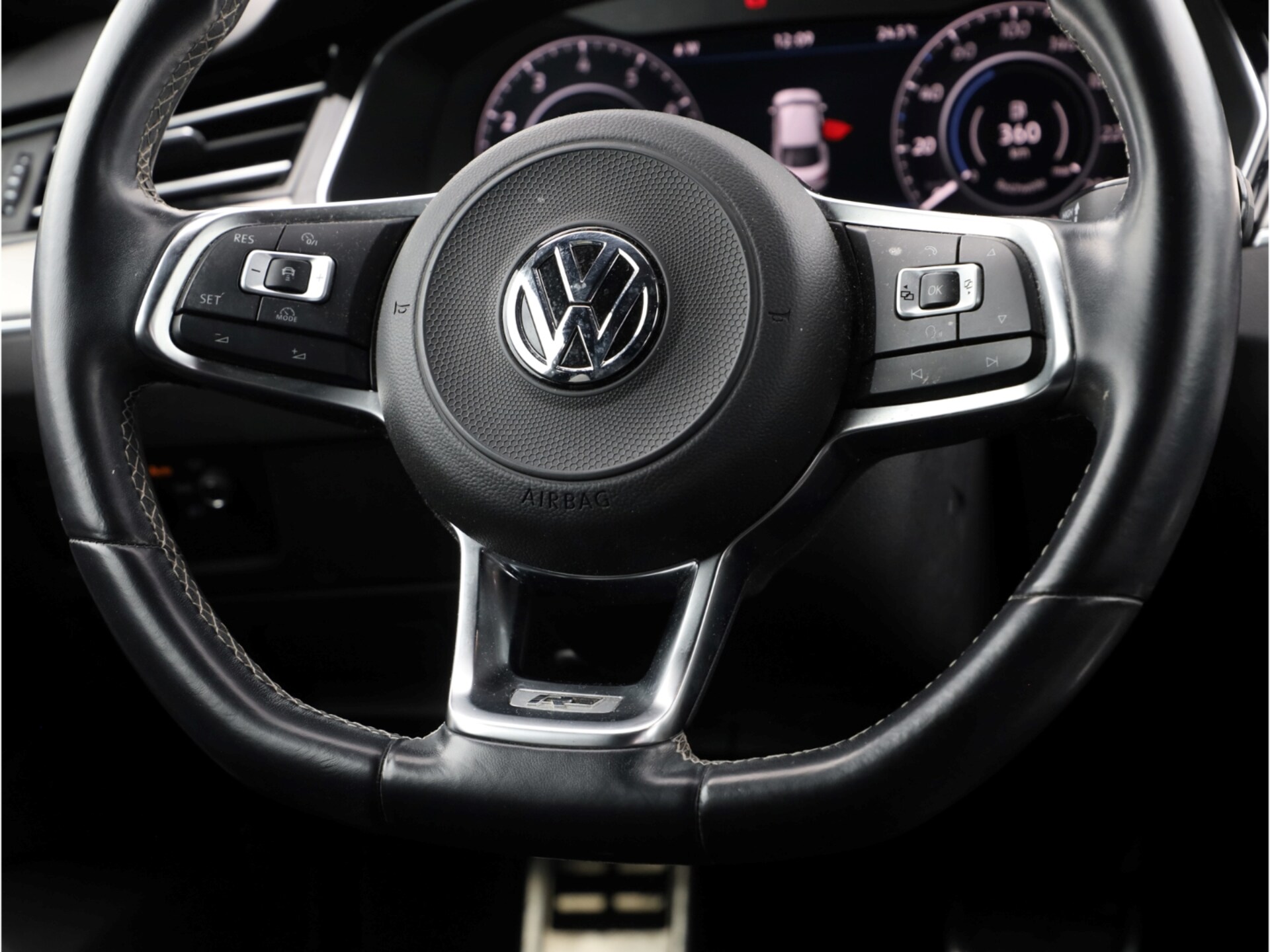 Volkswagen Arteon R-Line