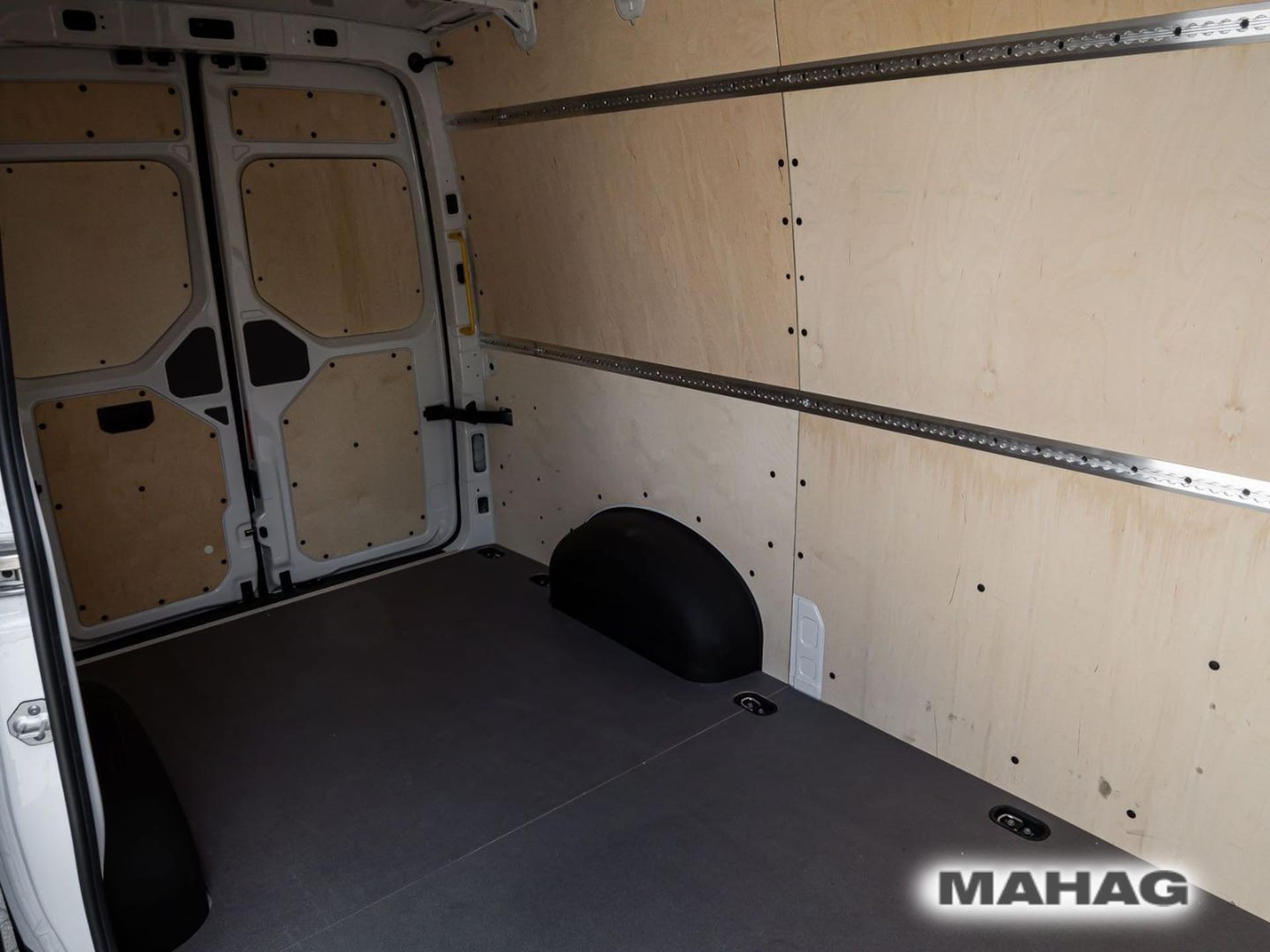 Volkswagen Crafter Kasten mittlerer Radstand