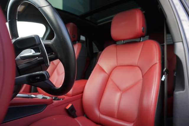 2023 Porsche Macan