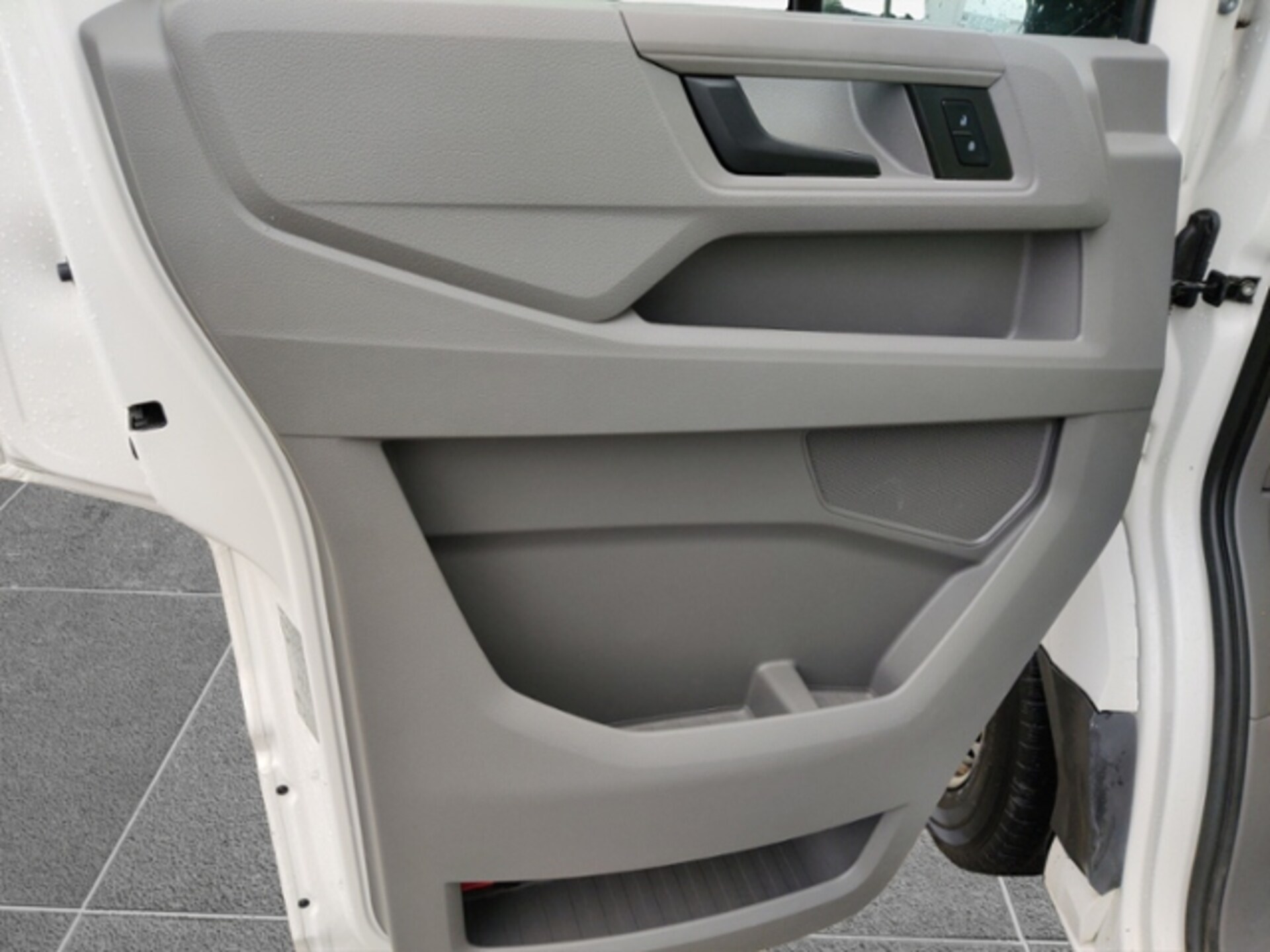 Volkswagen Crafter Kasten mittlerer Radstand