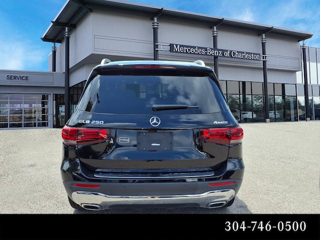 2023 Mercedes-Benz GLB 250