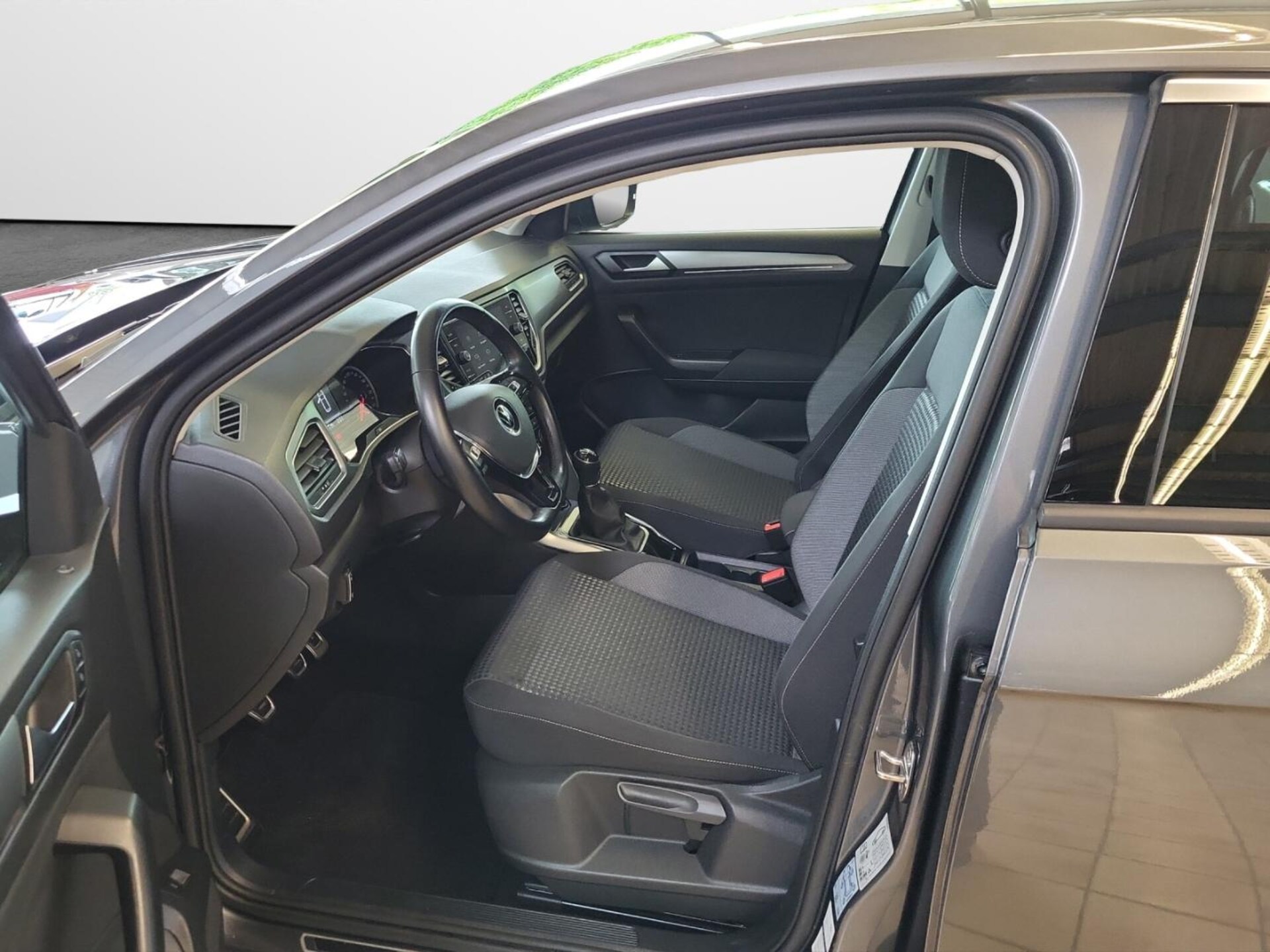 Volkswagen T-Roc Active