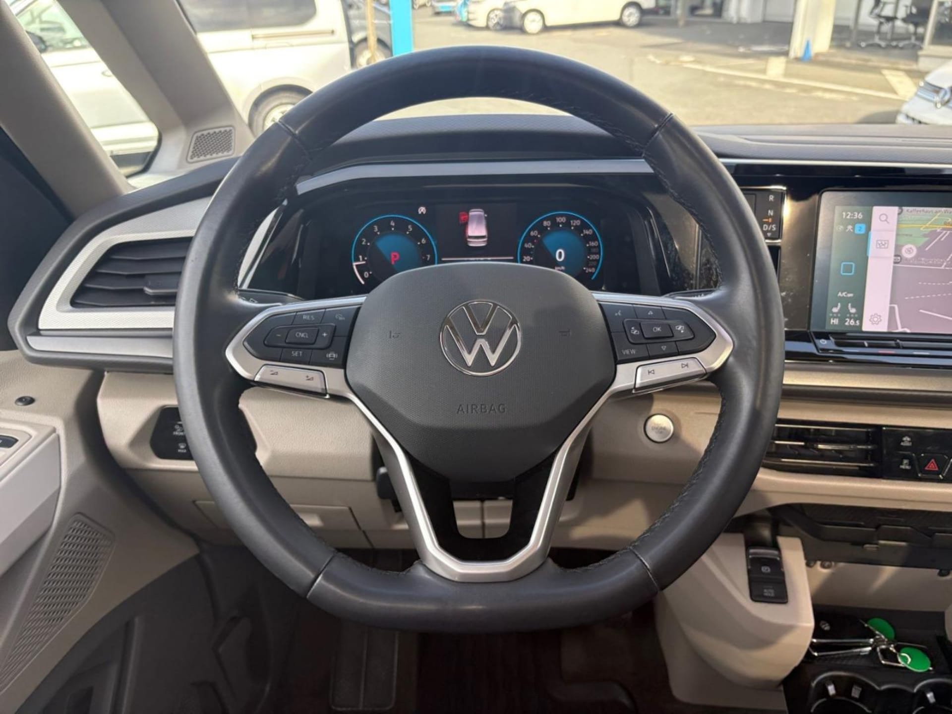 Volkswagen Multivan Basis-Modell