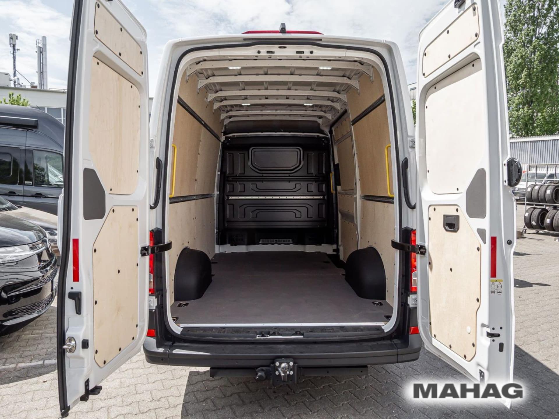 Volkswagen Crafter Kasten mittlerer Radstand