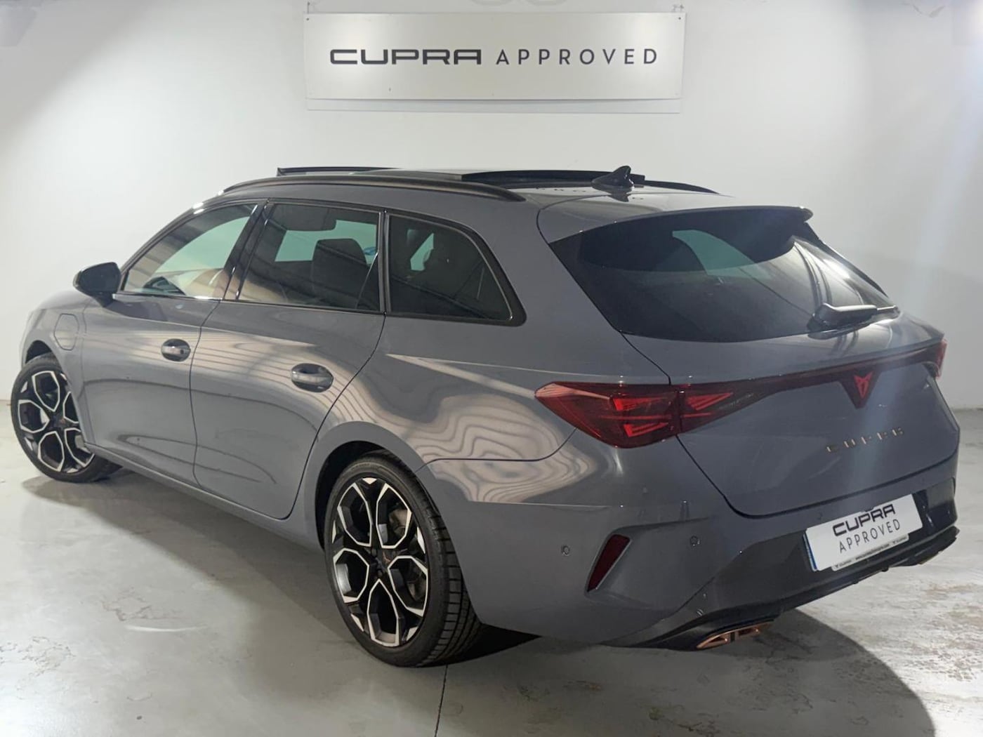 CUPRA Leon Sportstourer 1.5 TSI e-Hybrid DSG 150 kW (204 CV) — photo 3