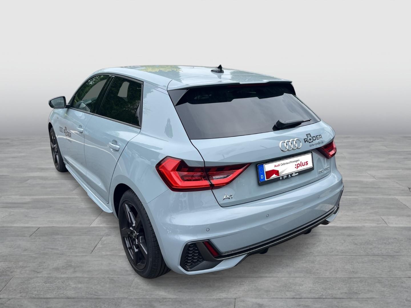 Bild über Audi A1 Sportback S line 30 TFSI S tronic - für weitere Informationen kontaktieren Sie den Audi Partner