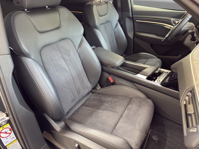 Image about Audi Q8 e-tron S line 55 e-tron quattro