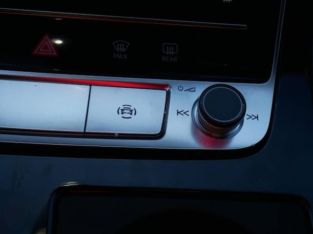 2026 Audi SQ7 Premium Plus - Photo 18