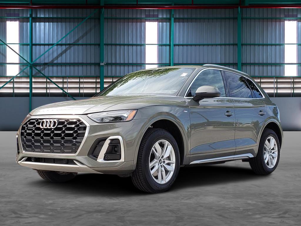 2023 Audi Q5 45 Premium's photo