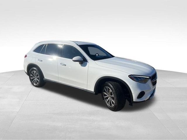 2025 Mercedes-Benz GLC 300