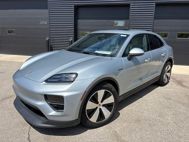 2025 Porsche Macan Electric