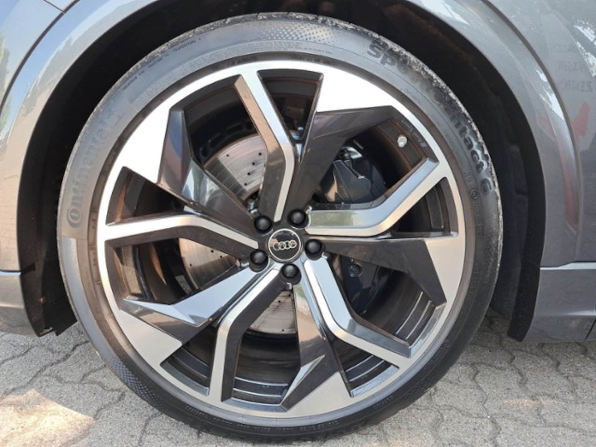 Audi RS Q8 SUV