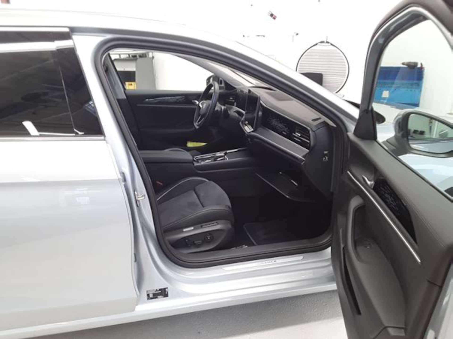 Volkswagen Passat Elegance