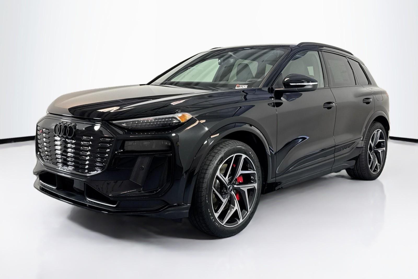2027 Audi SQ6 e-tron Premium Plus quattro's photo