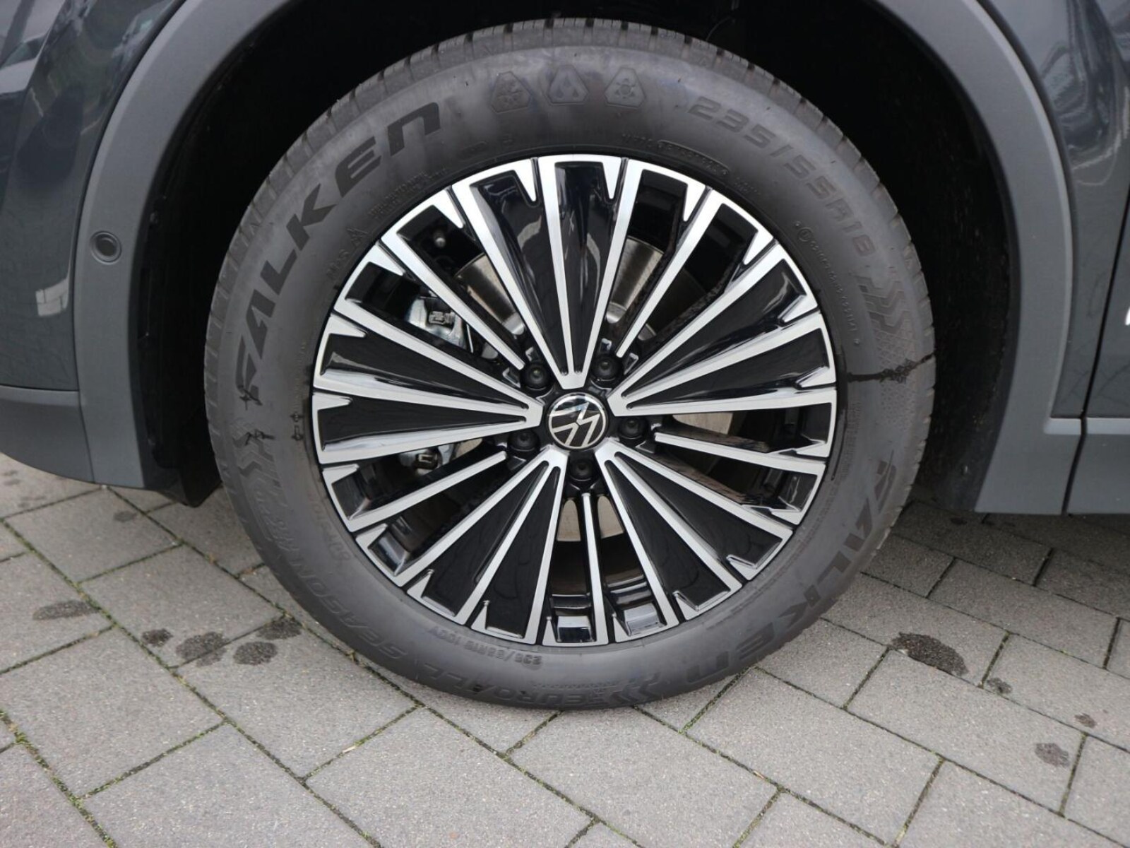 Volkswagen Tiguan – Bild 6