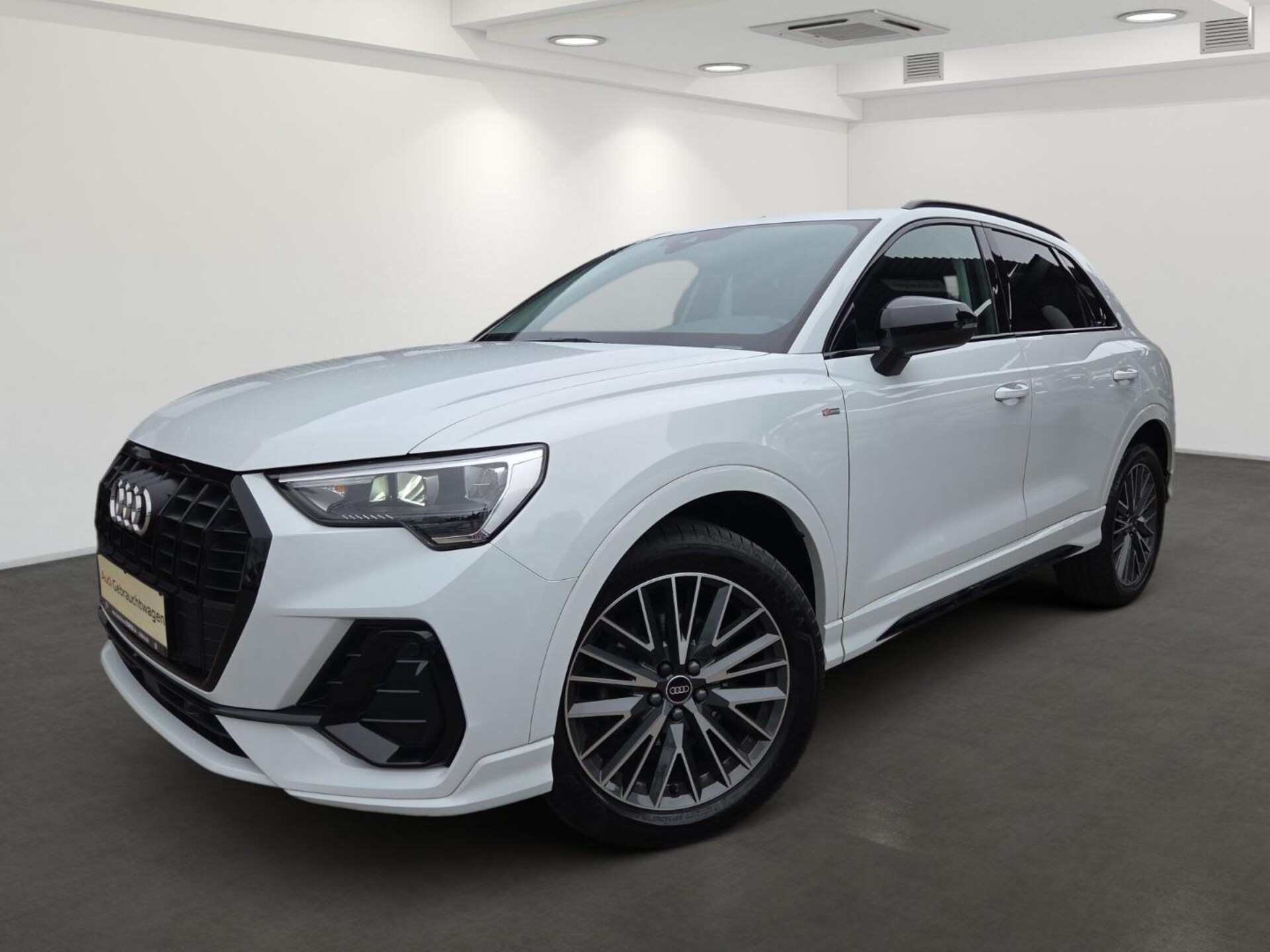 Audi Q3 SUV S line
