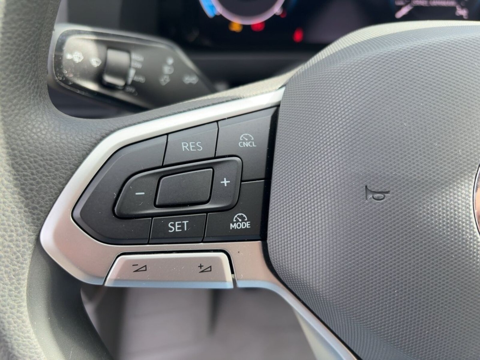 Volkswagen Crafter Kasten langer Radstand – Bild 12