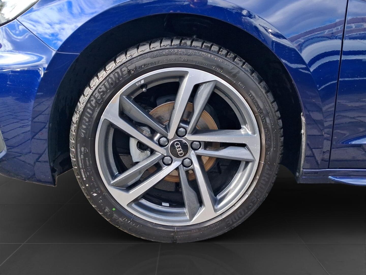 Bild über Audi A1 Sportback S line 25 TFSI S tronic - für weitere Informationen kontaktieren Sie den Audi Partner