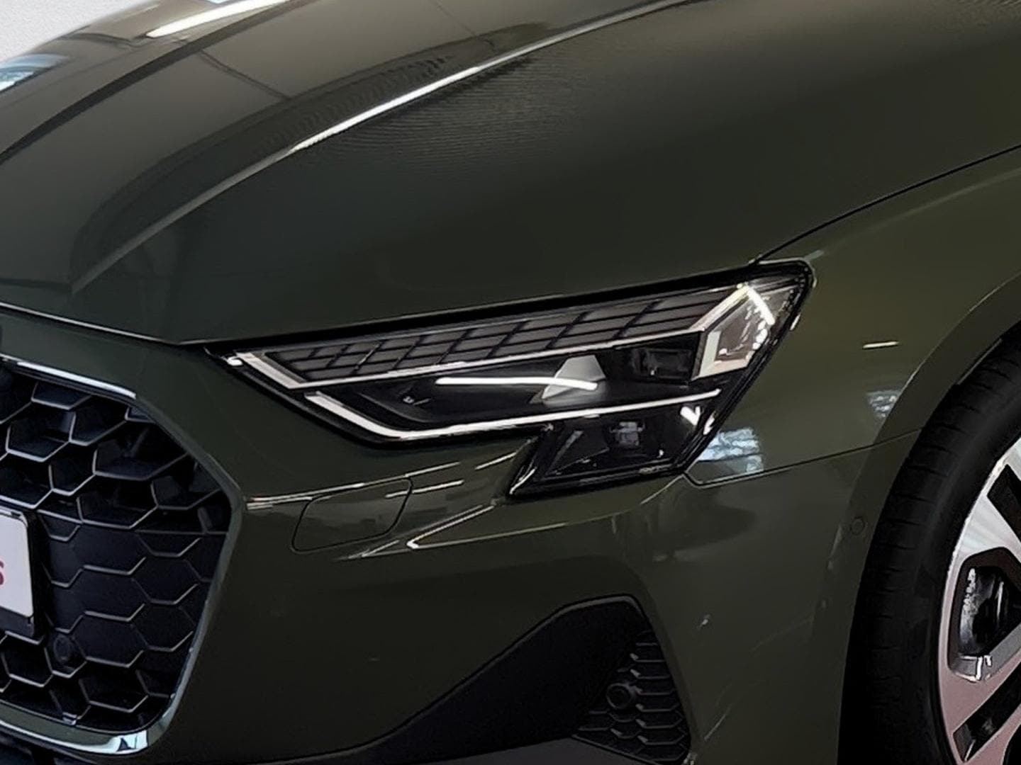Bild über Audi A3 Sportback TFSI 110 kW S tronic - für weitere Informationen kontaktieren Sie den Audi Partner