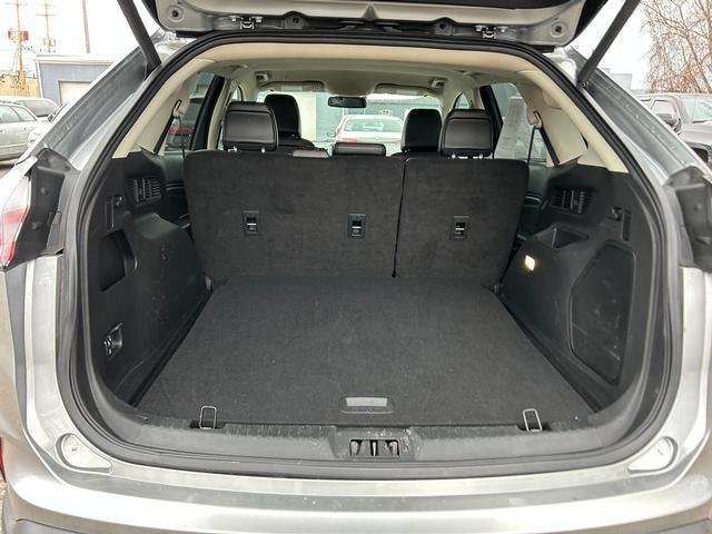 2024 Ford Edge Titanium - Photo 22