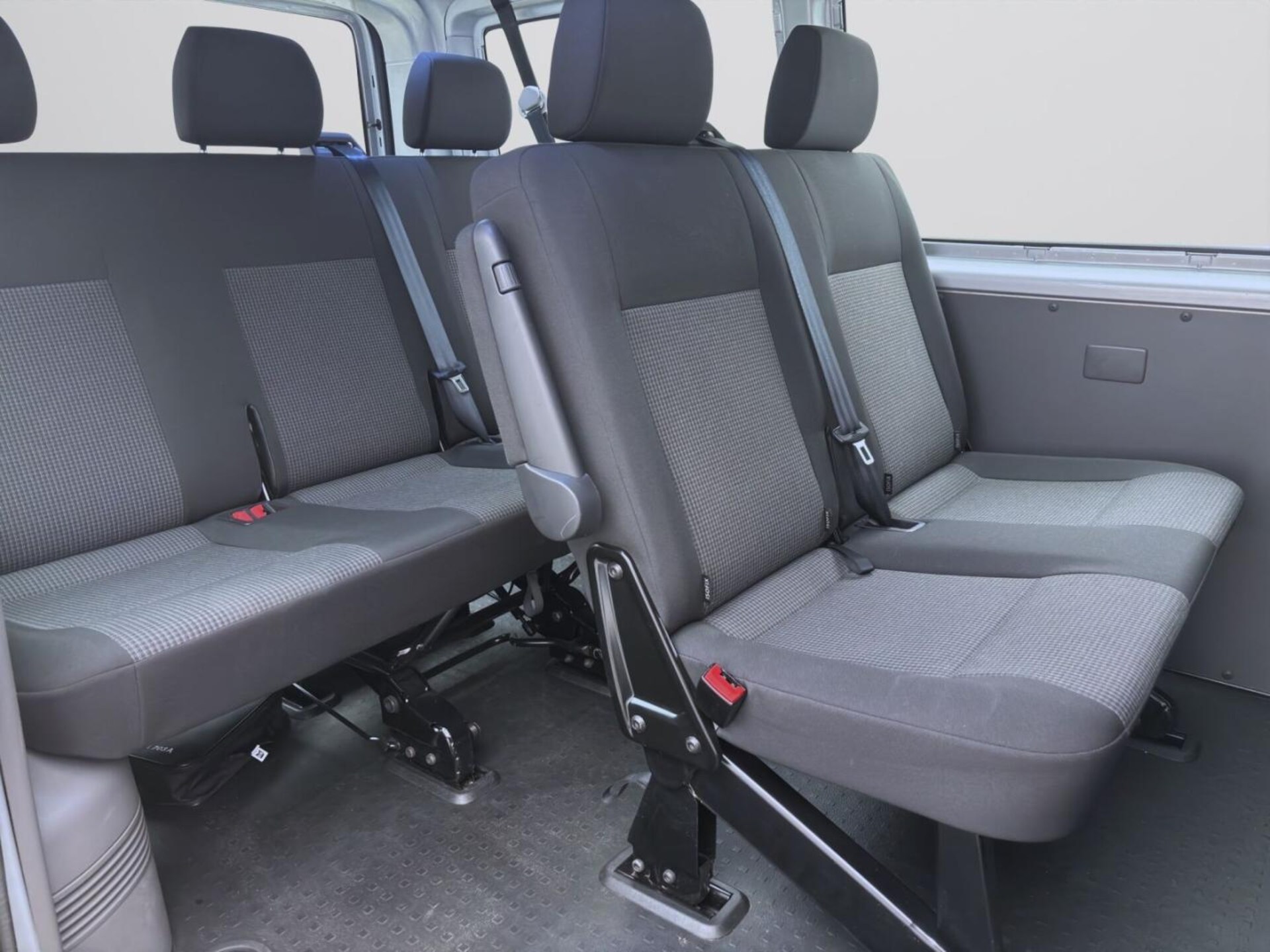 Volkswagen T6.1 Transporter Kombi kurzer Radstand