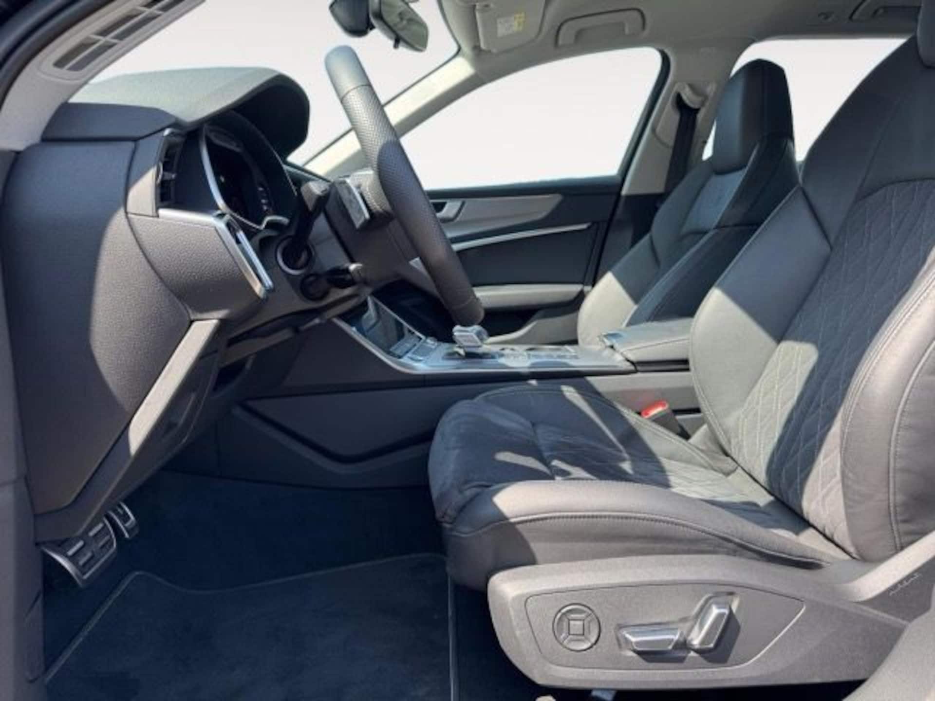 Audi S6 Avant