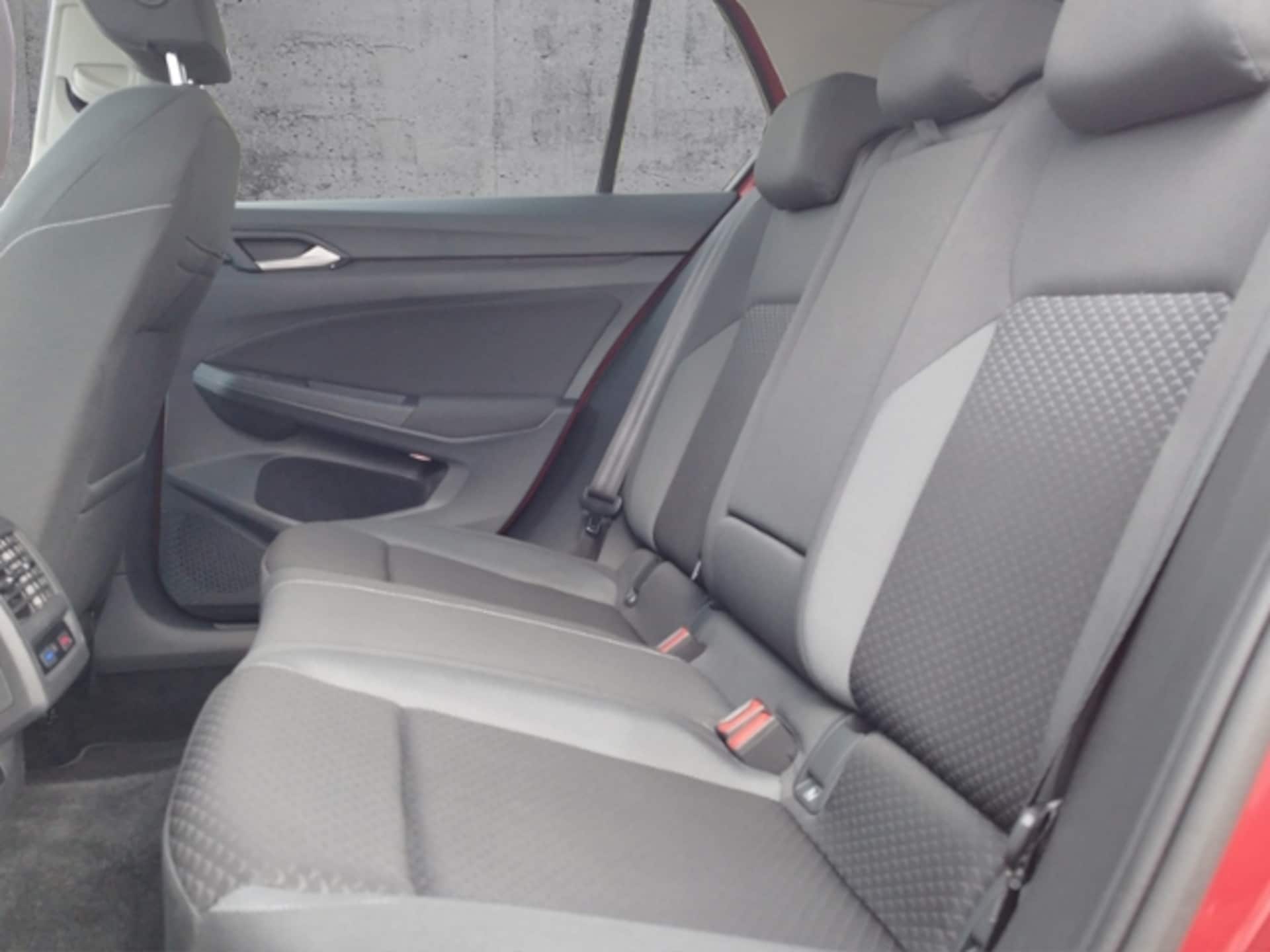 Volkswagen Golf Active